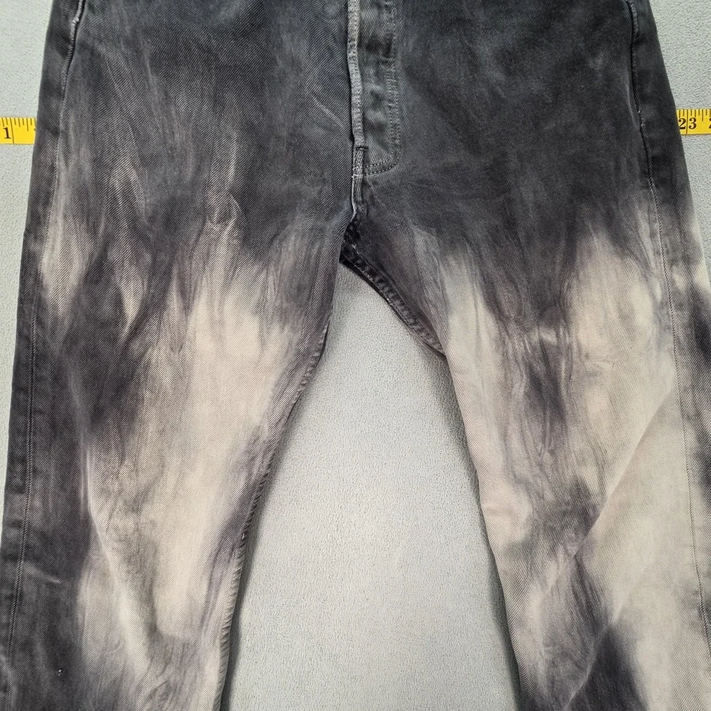 Levis important sizing
